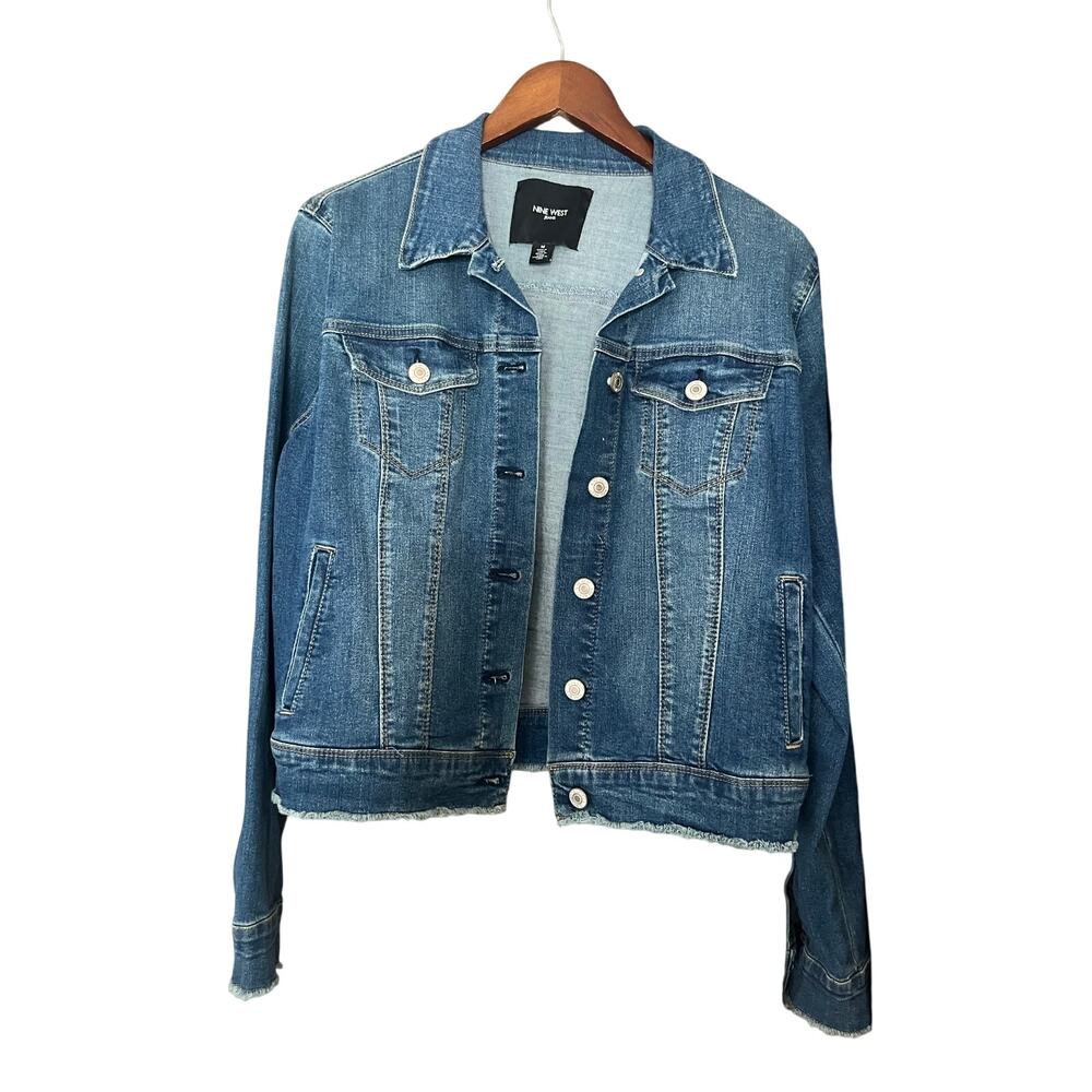 Nine West Distressed Wiman Jean Jacket NWOT size Medium